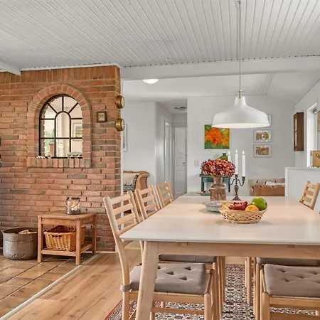 別荘 Meindor - 240m To The Fjord By Interhome *